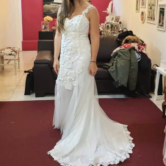 Wedding dress - Picture 4 of 4